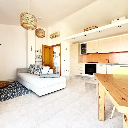Pgs Immobiliare Srls Bellavista Maria Attico Con Vista Mare E Parcheggio Privato La Maddalena Apartment