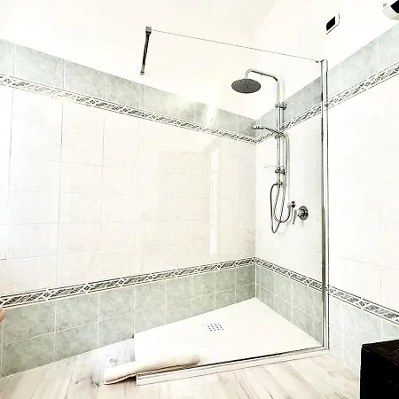 Pgs Immobiliare Srls Bellavista Maria Attico Con Vista Mare E Parcheggio Privato La Maddalena